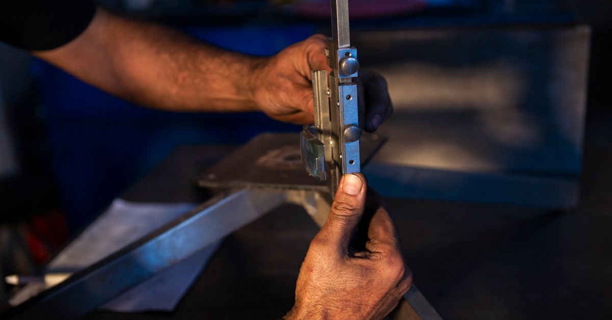 locksmith service technician — Norfolk Locksmith